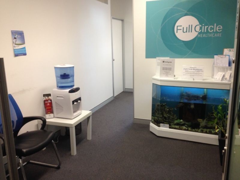 Medical room for rent Osteopath/chiropractic/massage Or Similar Service - Space Avail. Robina Queensland Australia