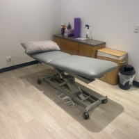Medical room for rent Room Available In Thriving Clinic Hope Island Queensland Australia