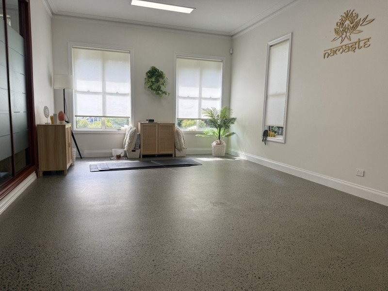 Medical room for rent Yoga/meditation/group/large Room Burleigh Heads Queensland Australia