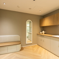 Medical room for rent Brand New Medical Or Health Room In Macquarie St, Sydney Cbd. Considered And Spacious Clinic With Calm Aeasthetic. Sydney New South Wales Australia